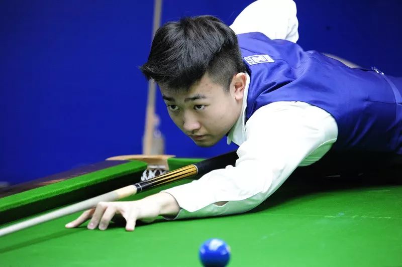 少年篮球发 少年篮球发