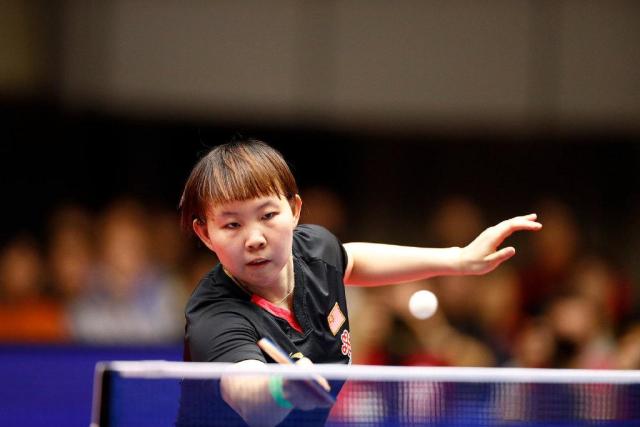 而在另一场 而在另一场