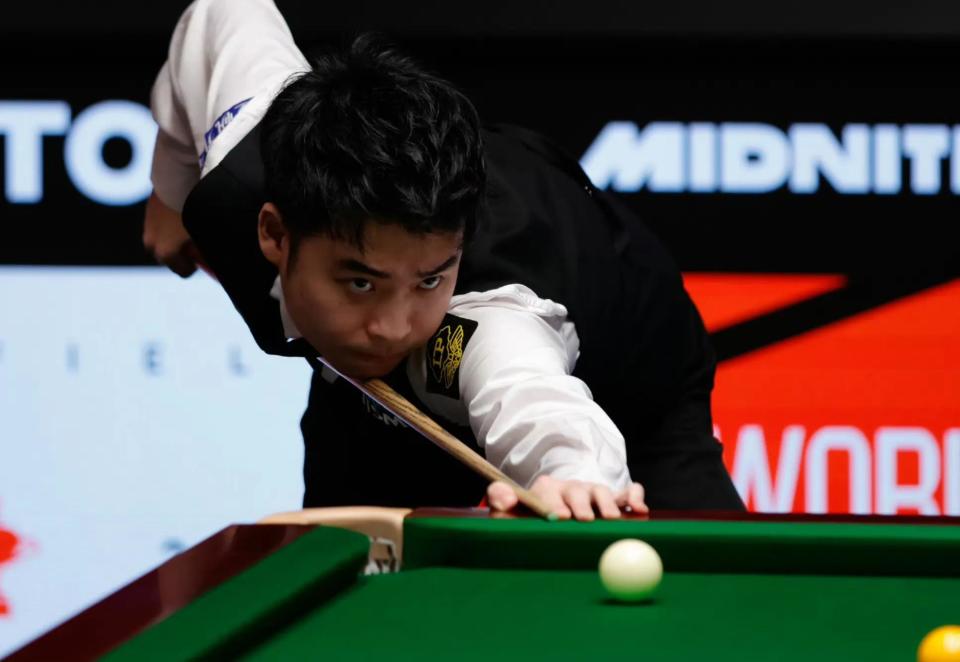 的交锋被球 的交锋被球